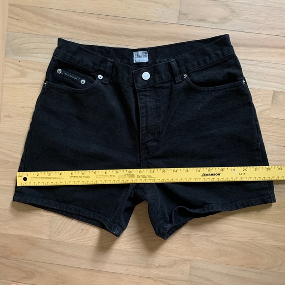 VINTAGE Calvin Klein Denim Shorts, size 10 tag - Picture 8 of 8